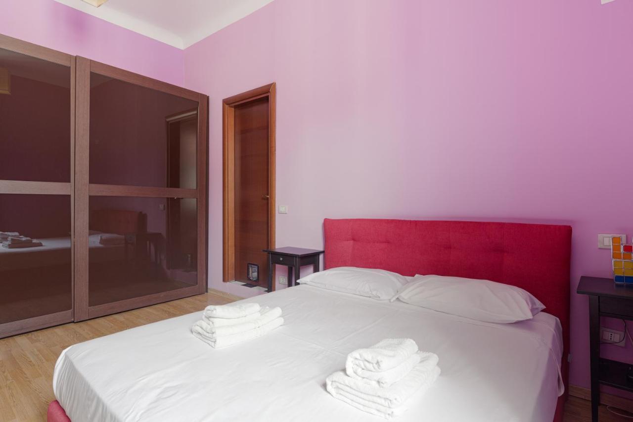 Milano Viale Umbria Colorful Apartment Exterior photo